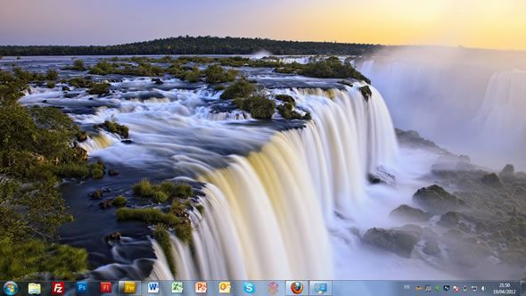 Capture d'écran - Chûtes d'eaux, thème visuel officiel Windows 7